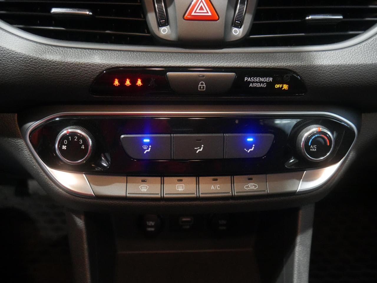 2020 Hyundai i30 - 21