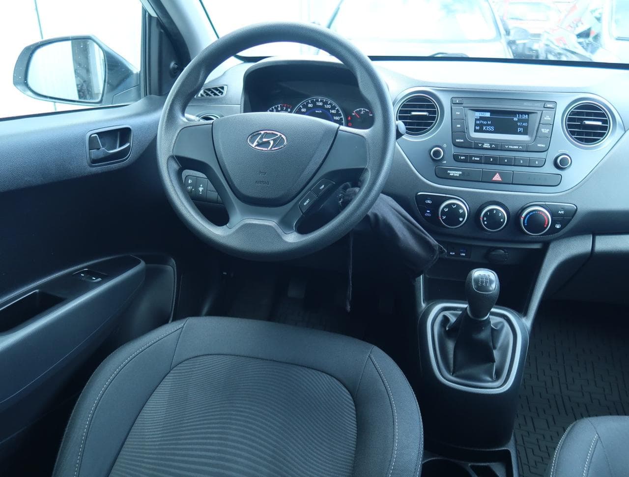 2017 Hyundai i10 - 9