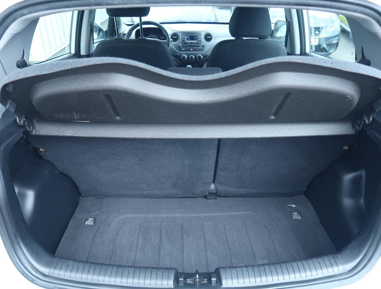 2017 Hyundai i10 - 19