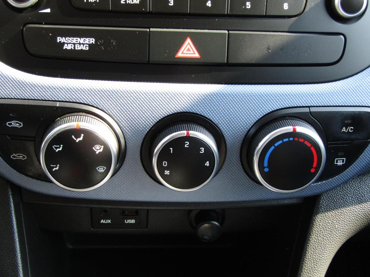 2014 Hyundai i10 - 14