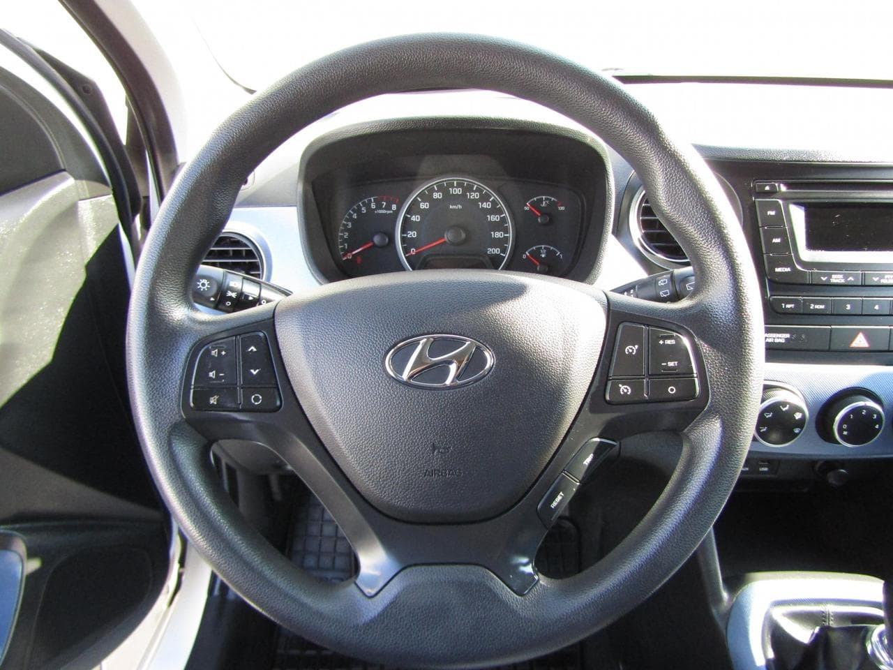 2014 Hyundai i10 - 17