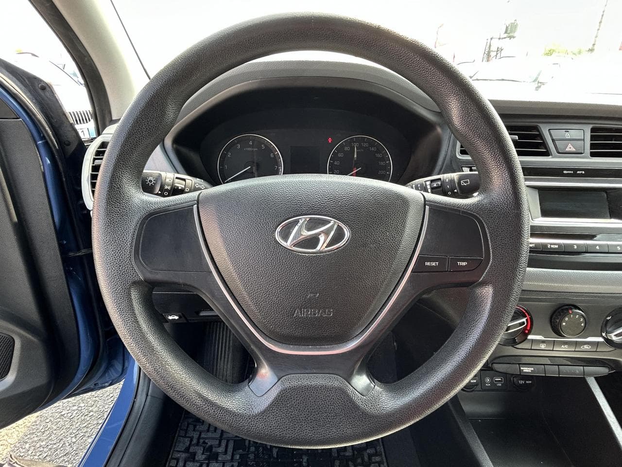 2015 Hyundai i20 - 20