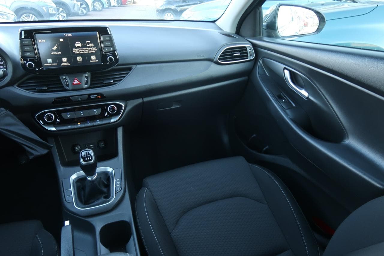 2019 Hyundai i30 - 19