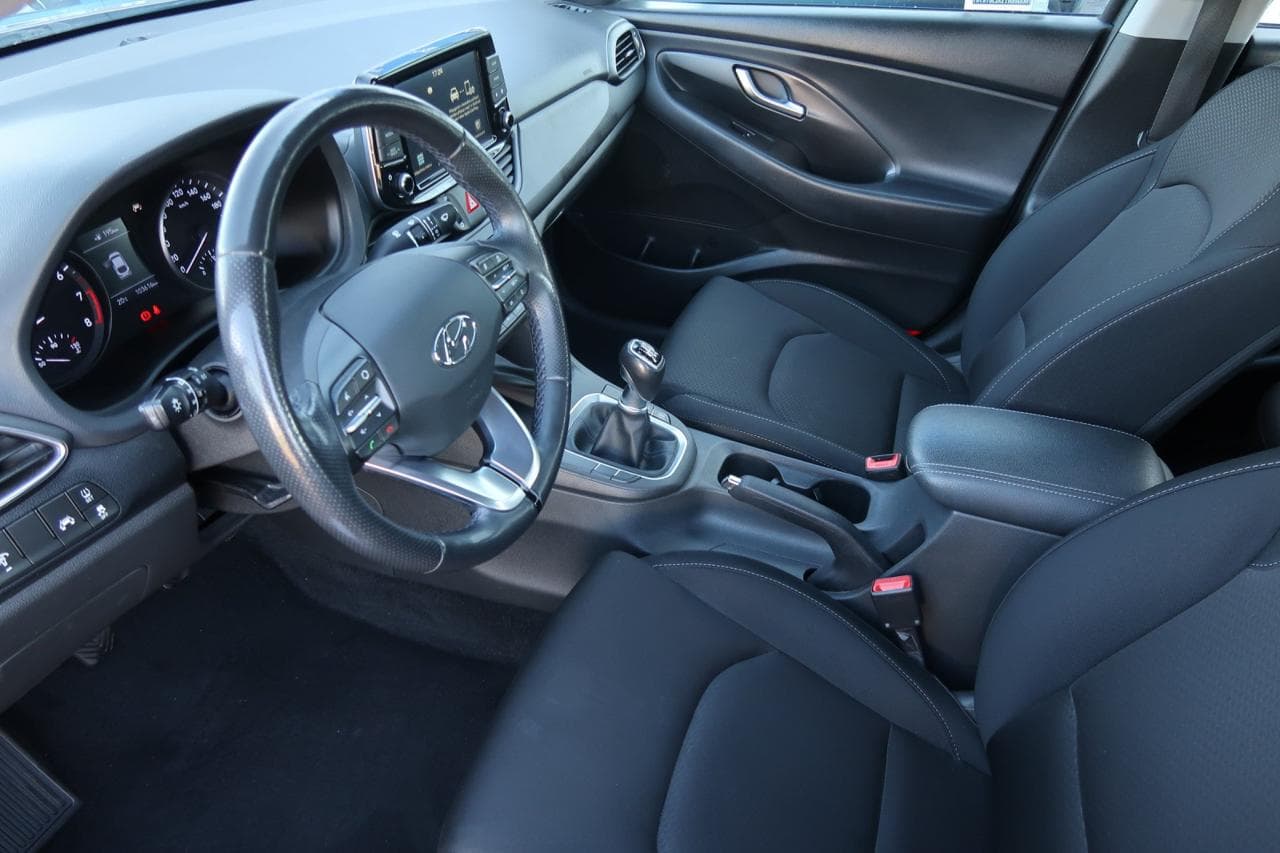 2019 Hyundai i30 - 29