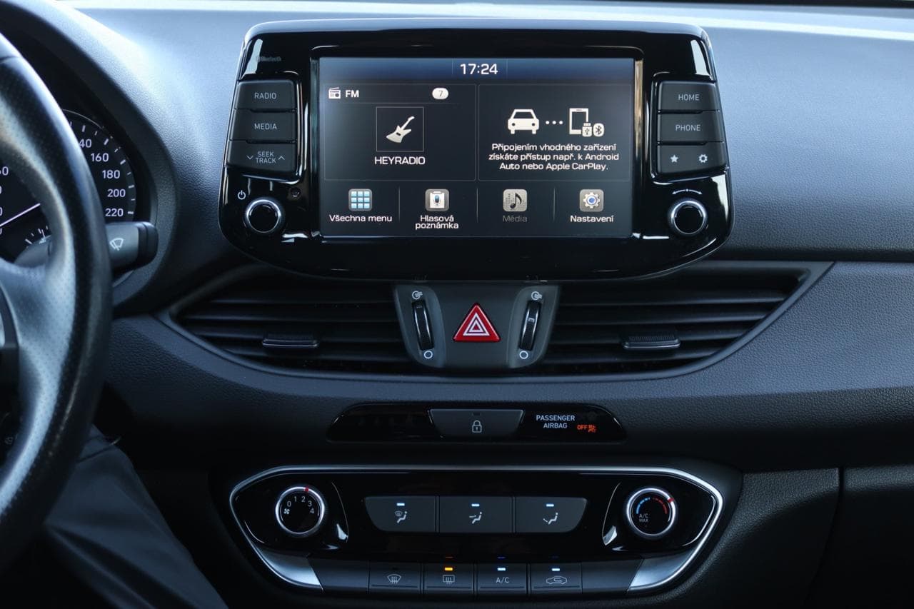 2019 Hyundai i30 - 32