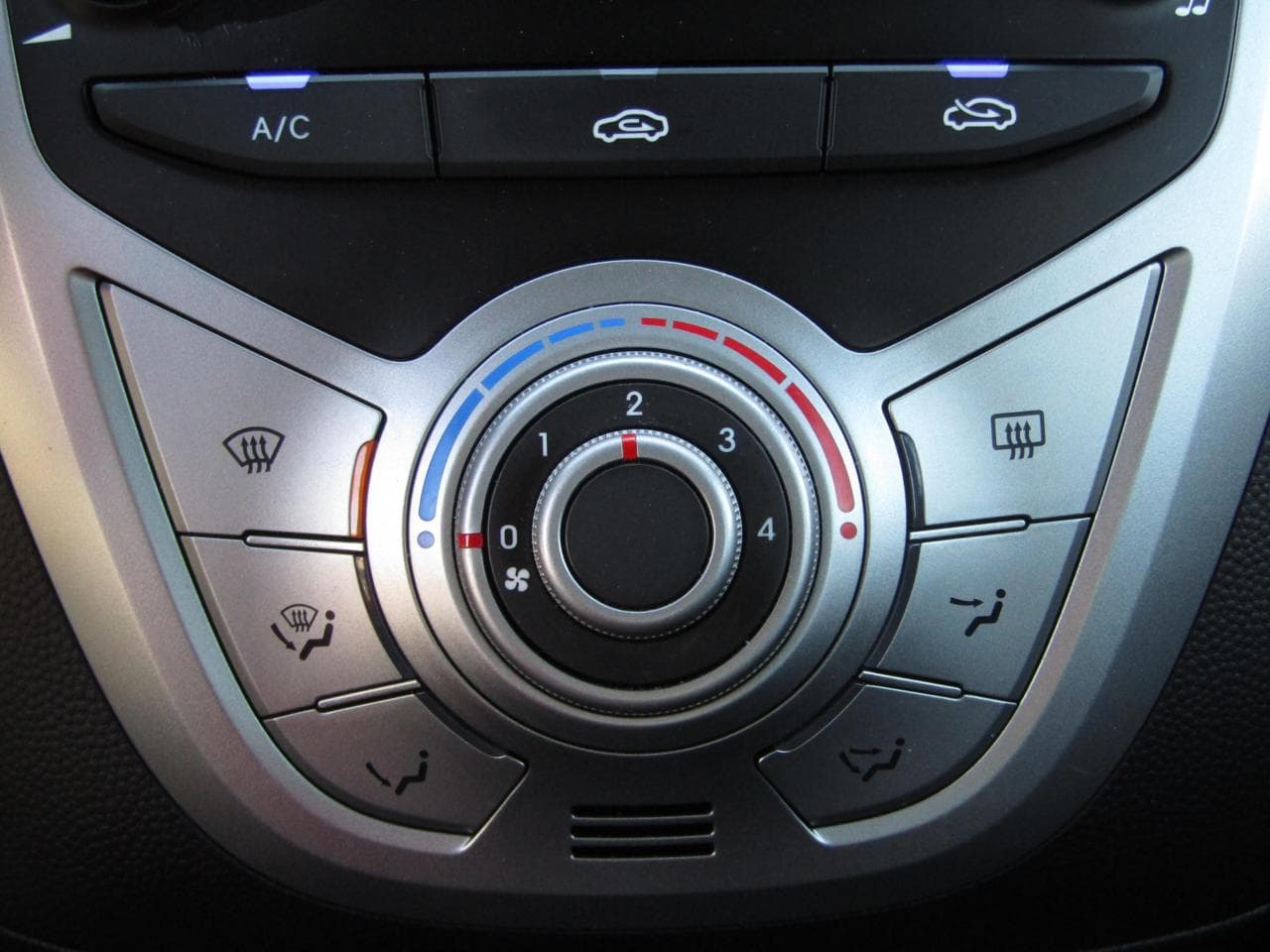 2013 Hyundai ix20 - 14