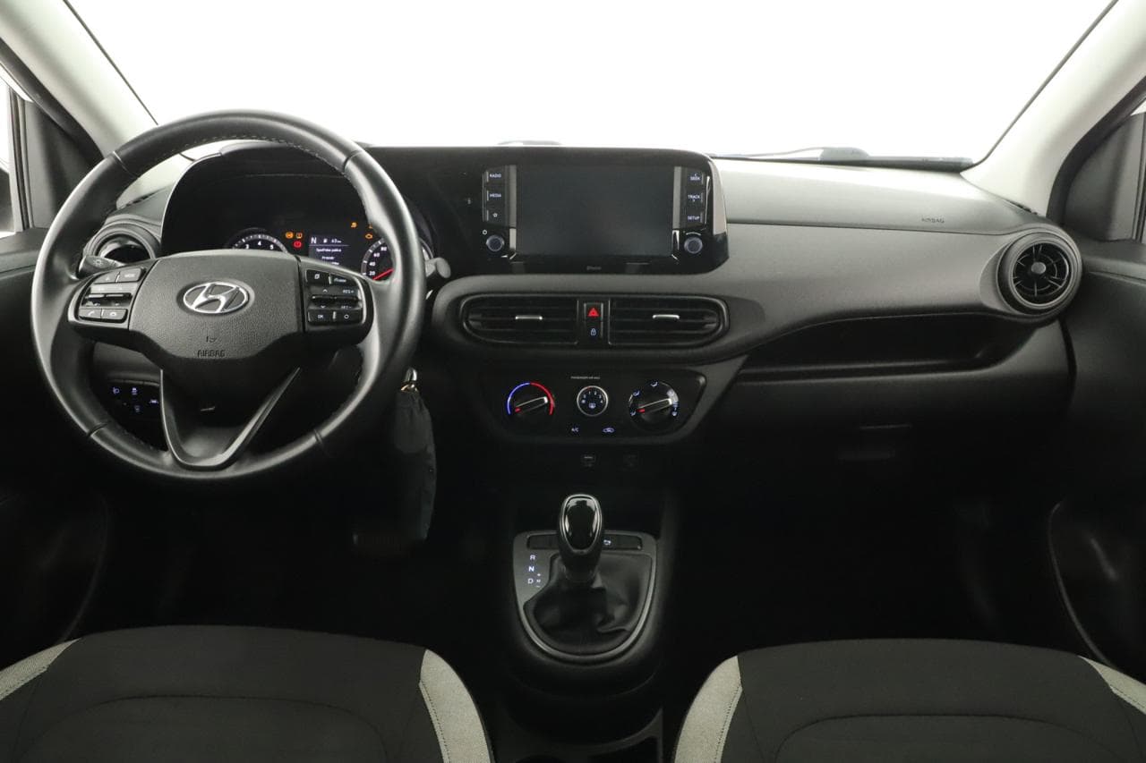 2022 Hyundai i10 - 9