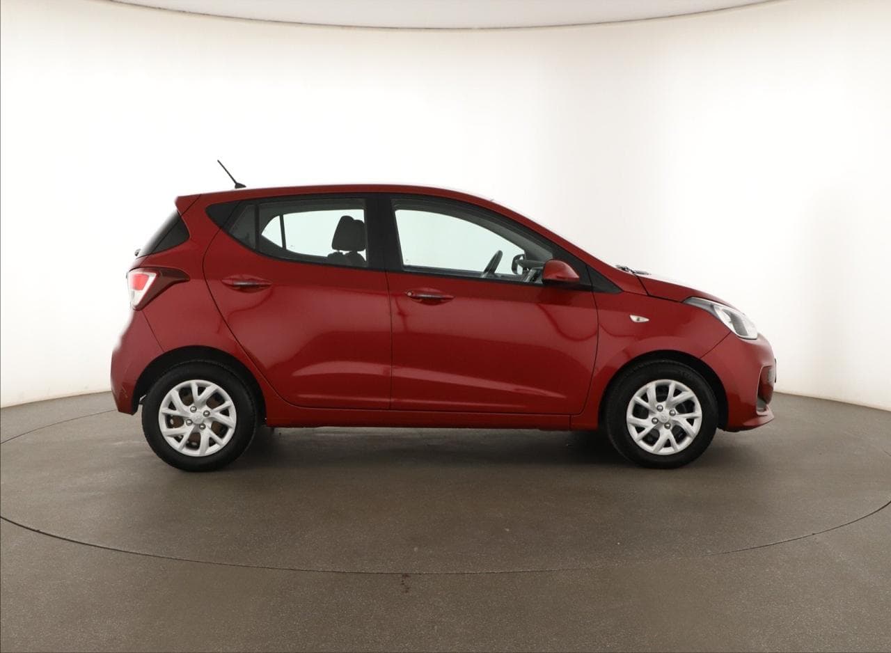2018 Hyundai i10 - 8