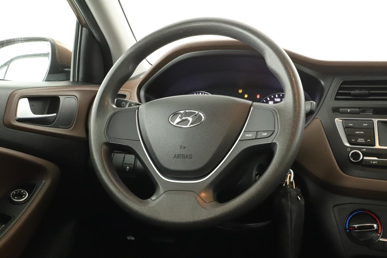 2016 Hyundai i20 - 14