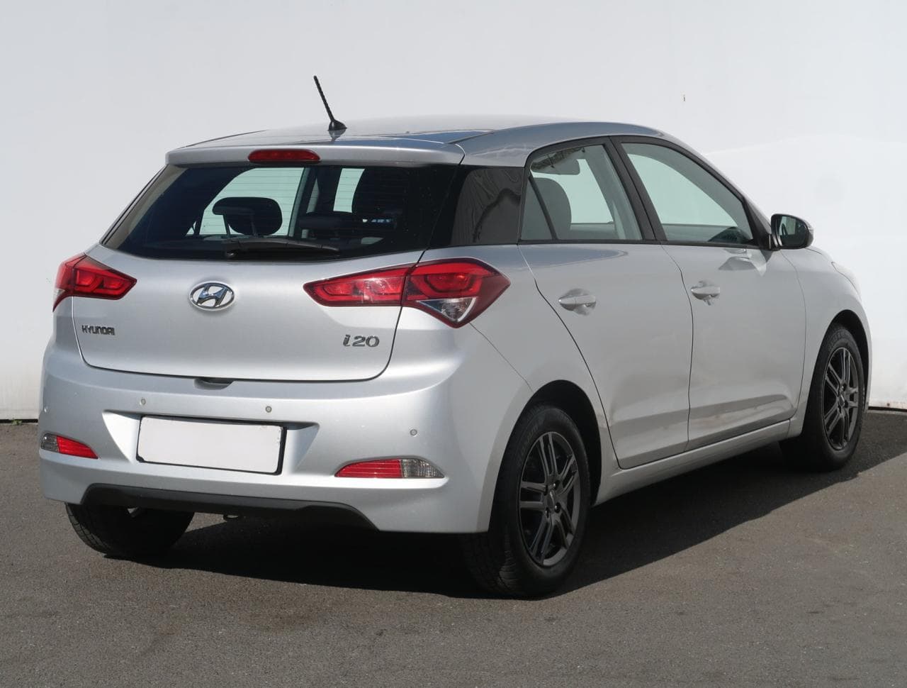 2016 Hyundai i20 - 7