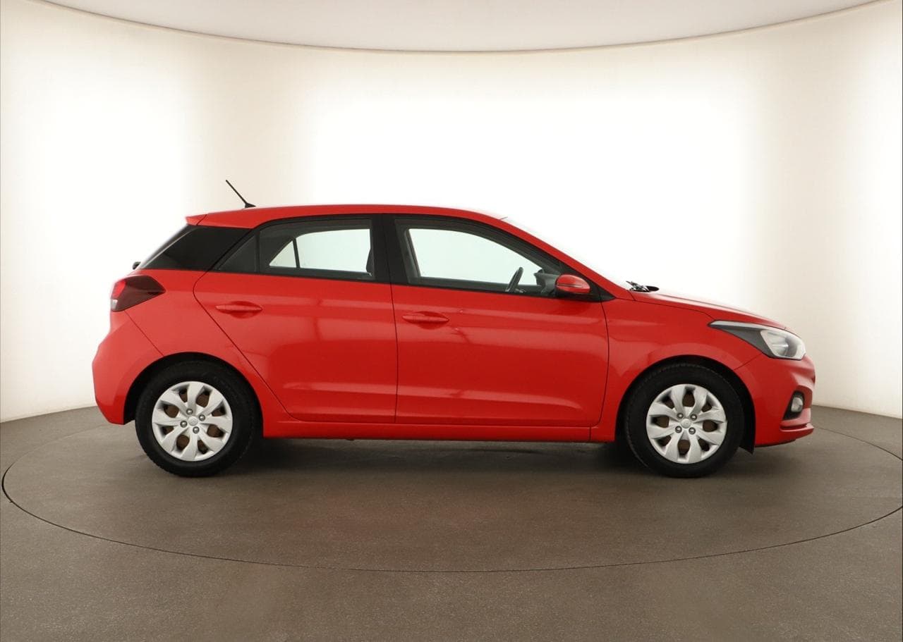 2019 Hyundai i20 - 8
