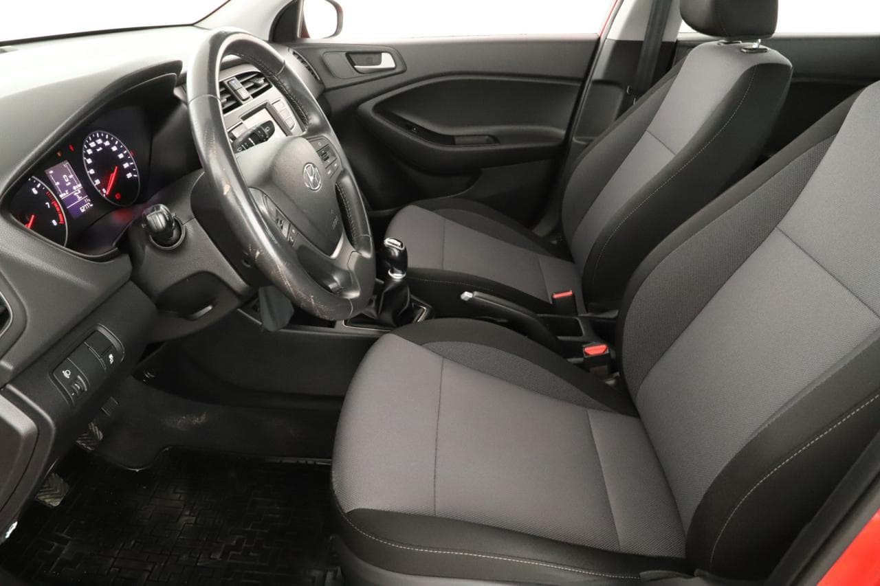 2019 Hyundai i20 - 13