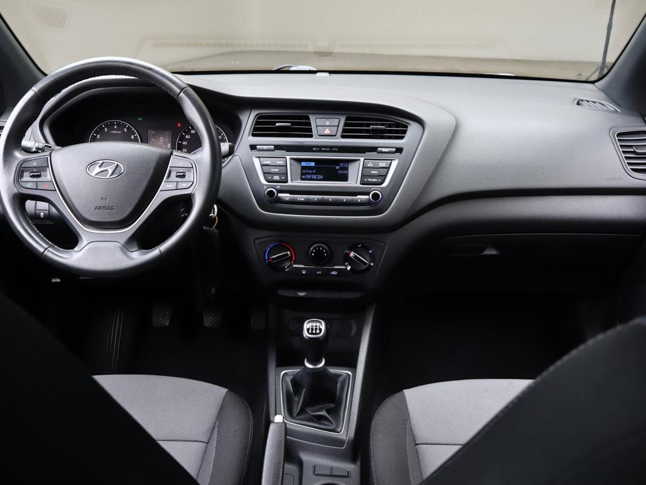 2019 Hyundai i20 - 9