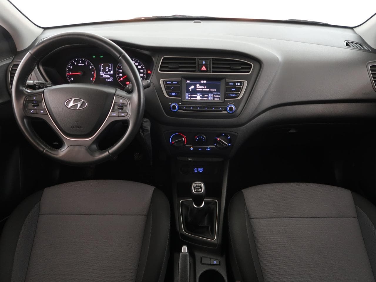 2019 Hyundai i20 - 10
