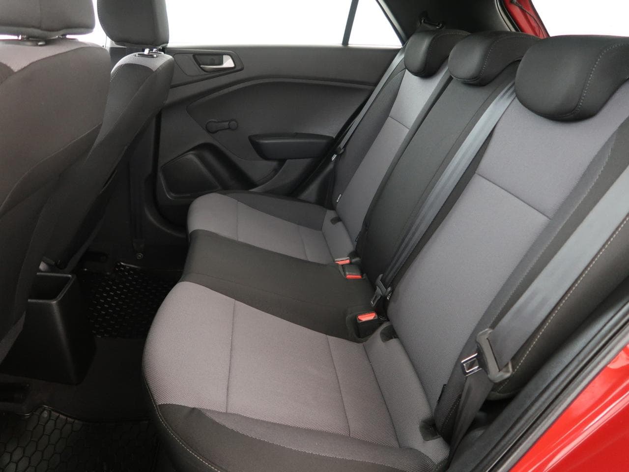 2019 Hyundai i20 - 15