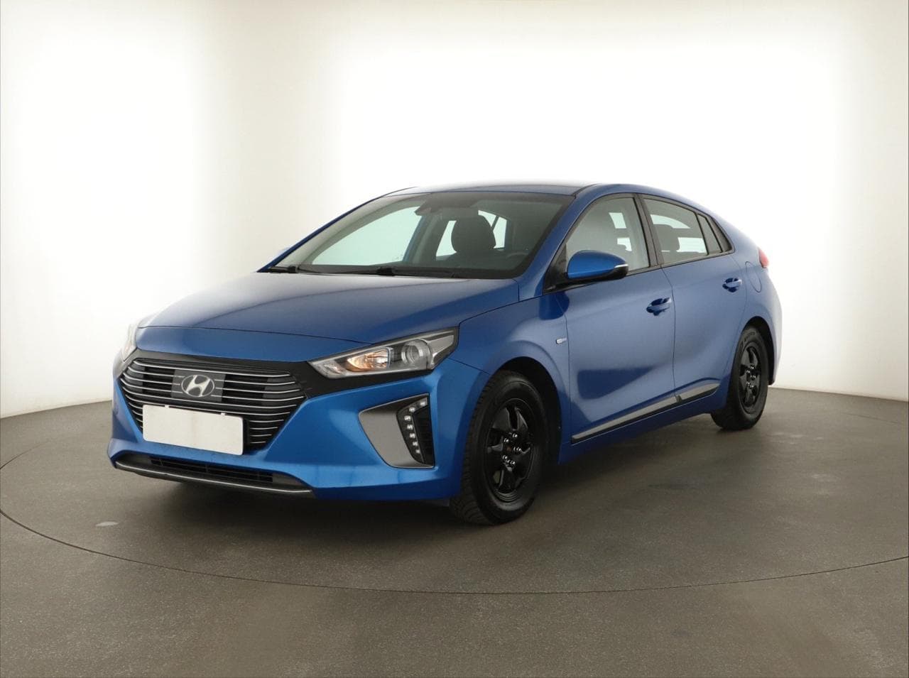 2017 Hyundai IONIQ - 3