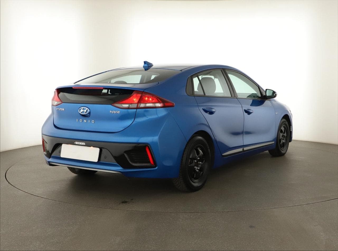 2017 Hyundai IONIQ - 7