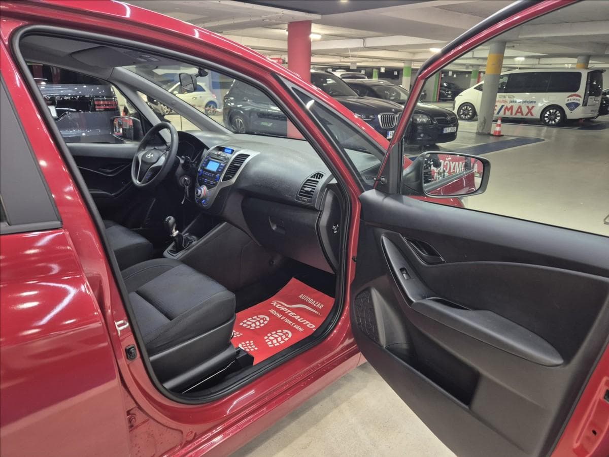 2011 Hyundai ix20 - 11