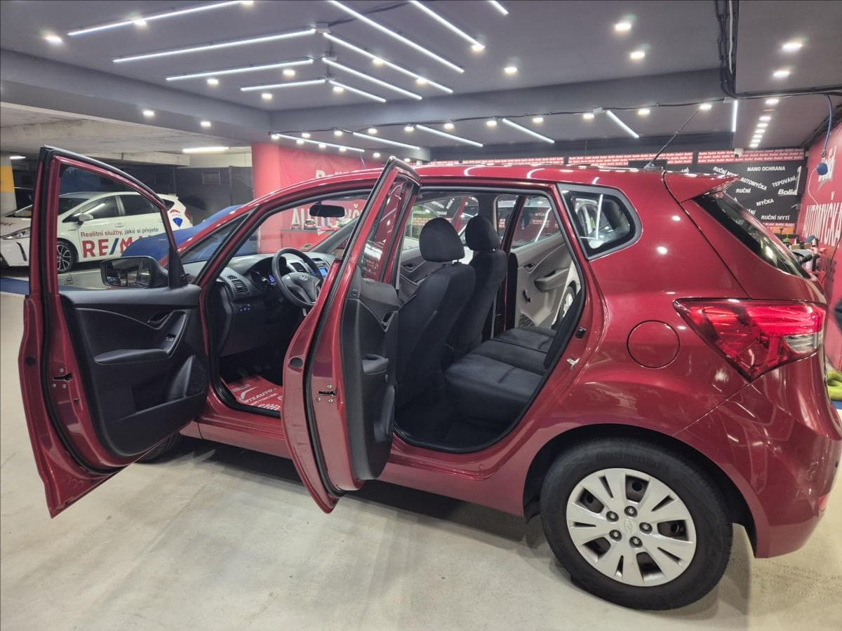 2011 Hyundai ix20 - 17