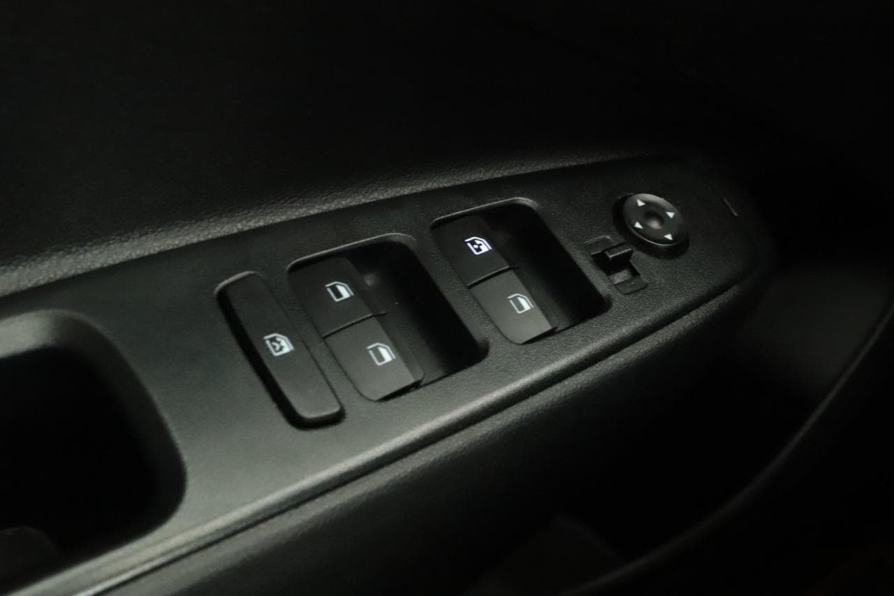 2021 Hyundai i10 - 18