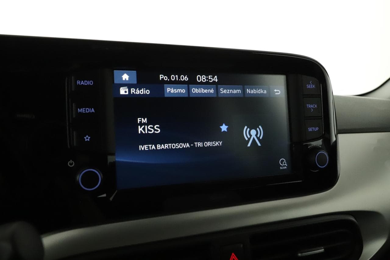 2021 Hyundai i10 - 13