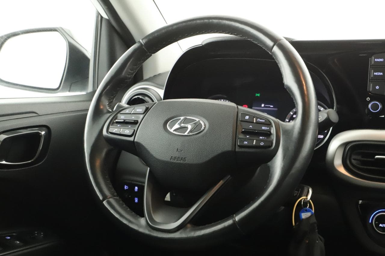 2021 Hyundai i10 - 11
