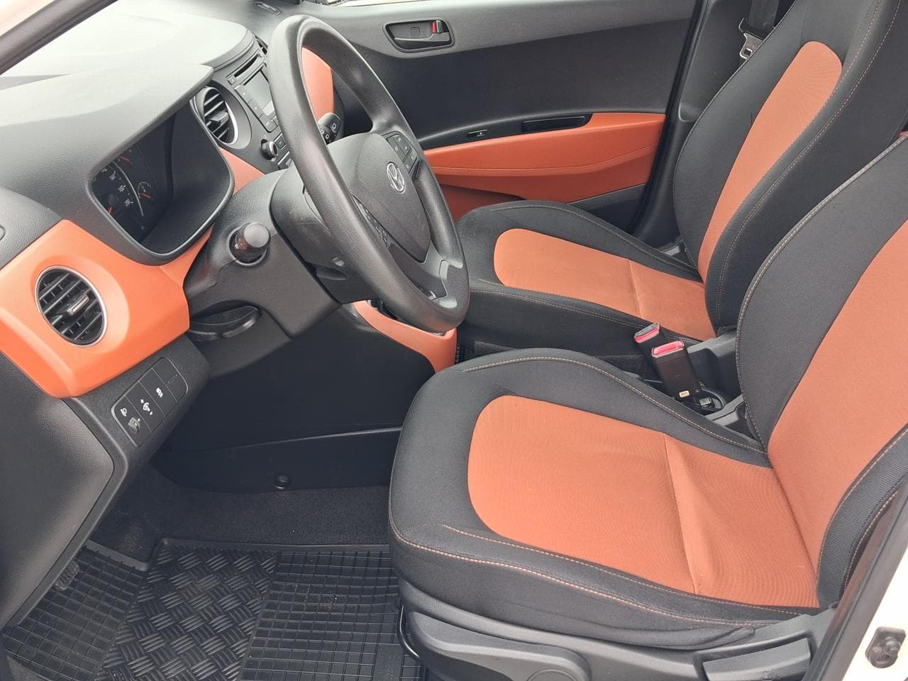 2014 Hyundai i10 - 9