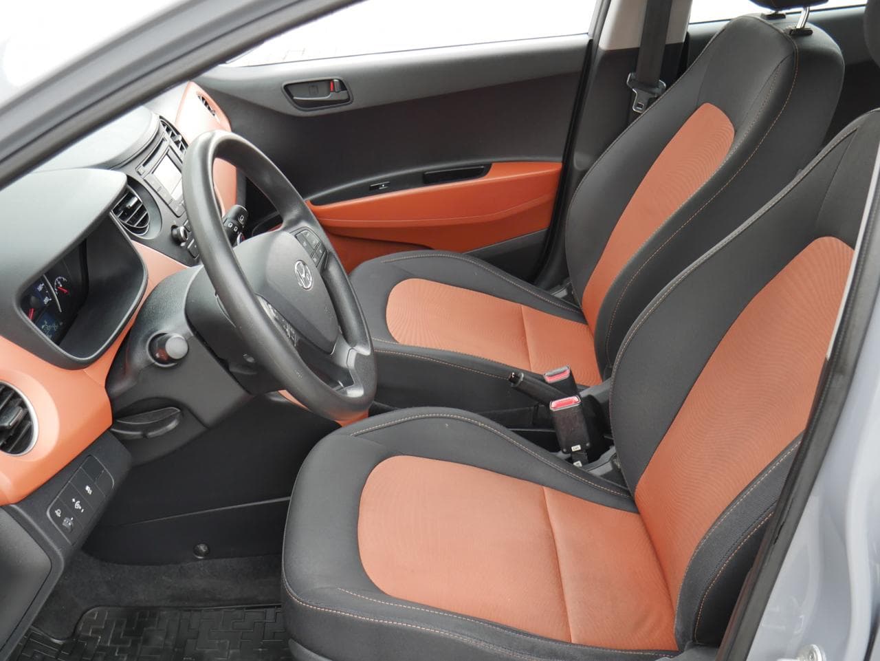 2014 Hyundai i10 - 12