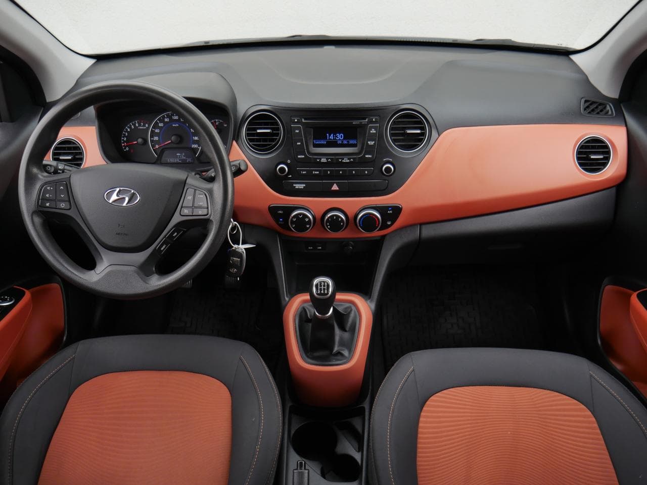 2014 Hyundai i10 - 10