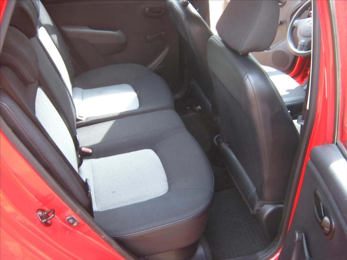 2009 Hyundai i10 - 13