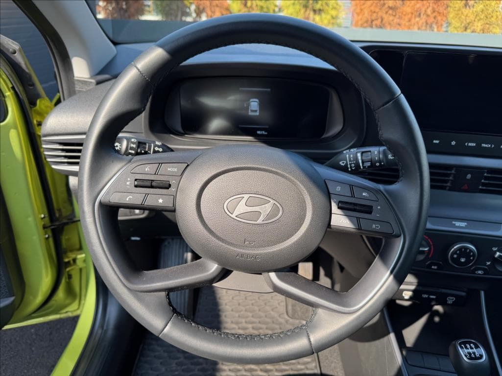 2025 Hyundai i20 - 18
