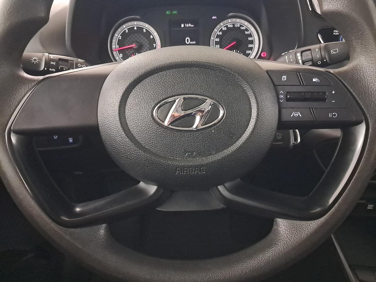 2022 Hyundai i20 - 21