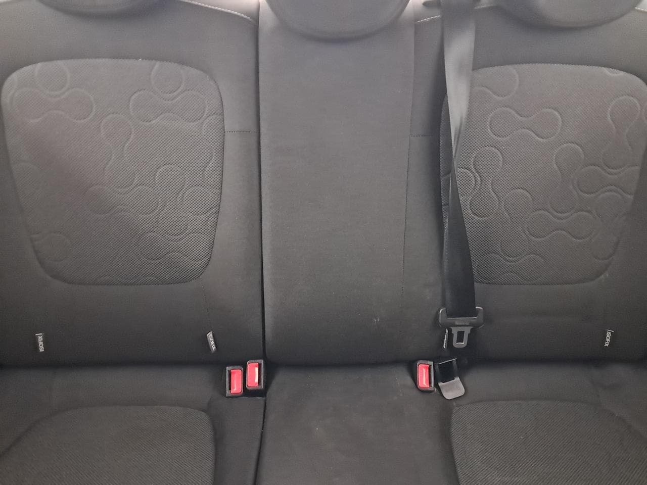 2011 Hyundai i20 - 14