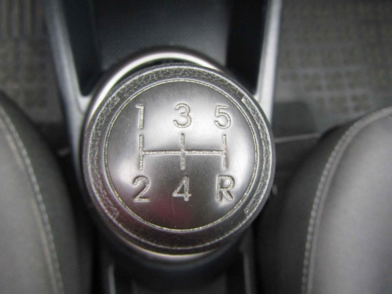 2014 Hyundai i20 - 14