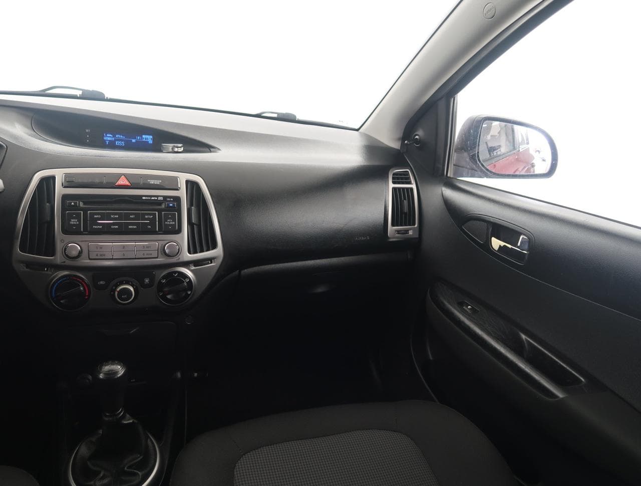2012 Hyundai i20 - 15