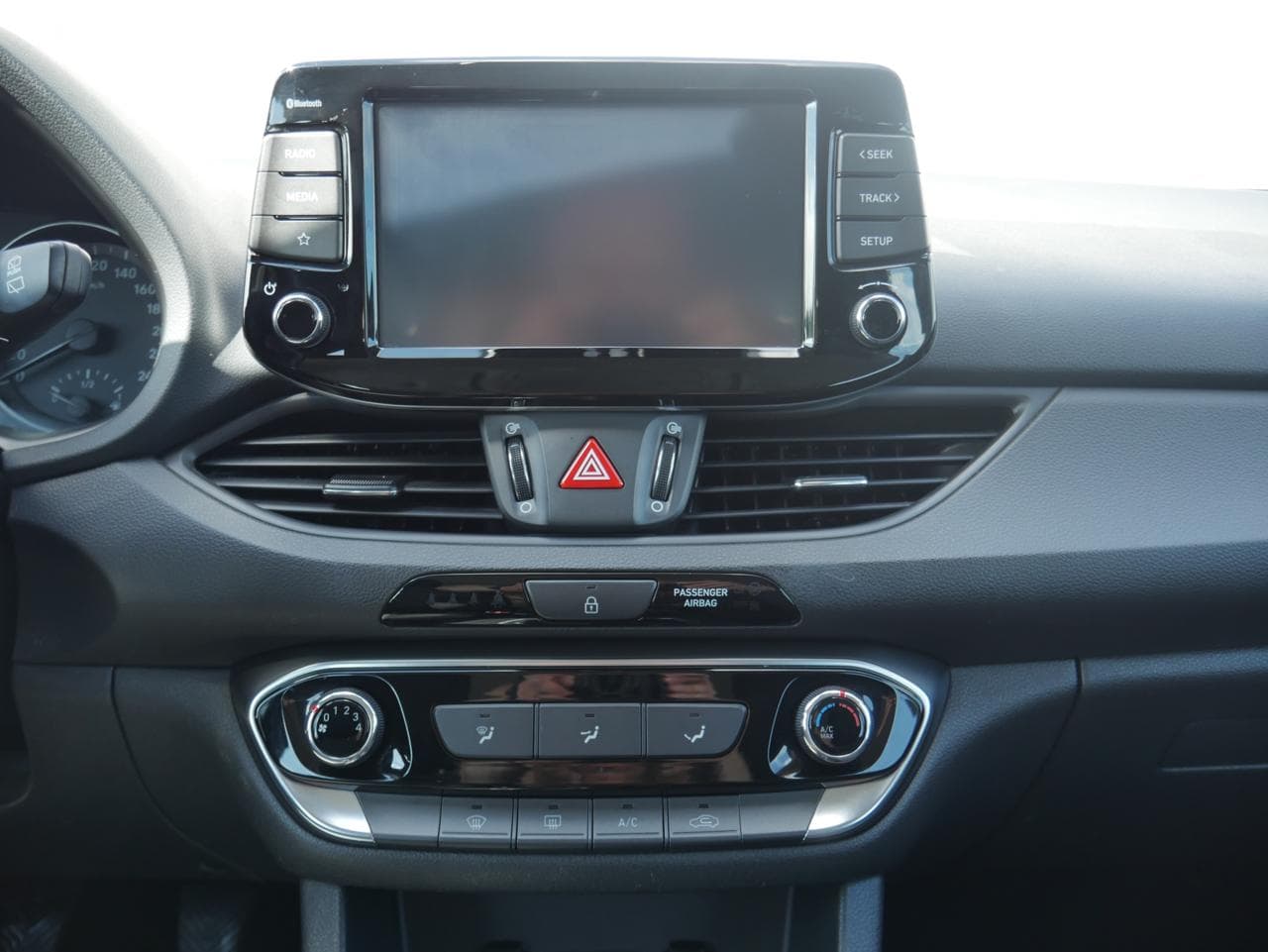 2020 Hyundai i30 - 24