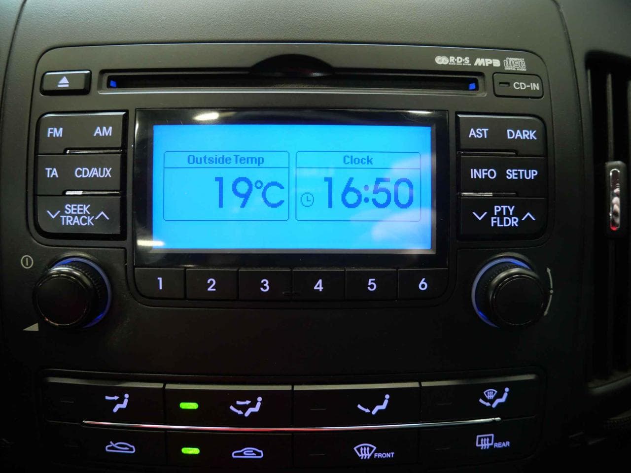 2009 Hyundai i30 - 23