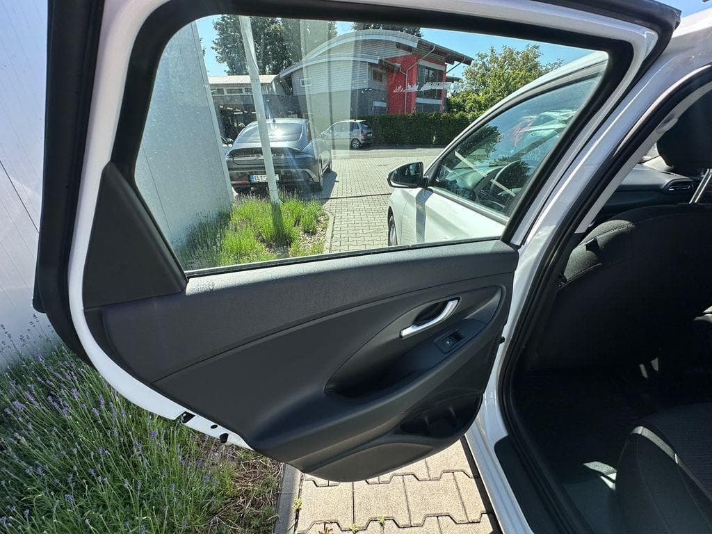 2026 Hyundai i30 - 14