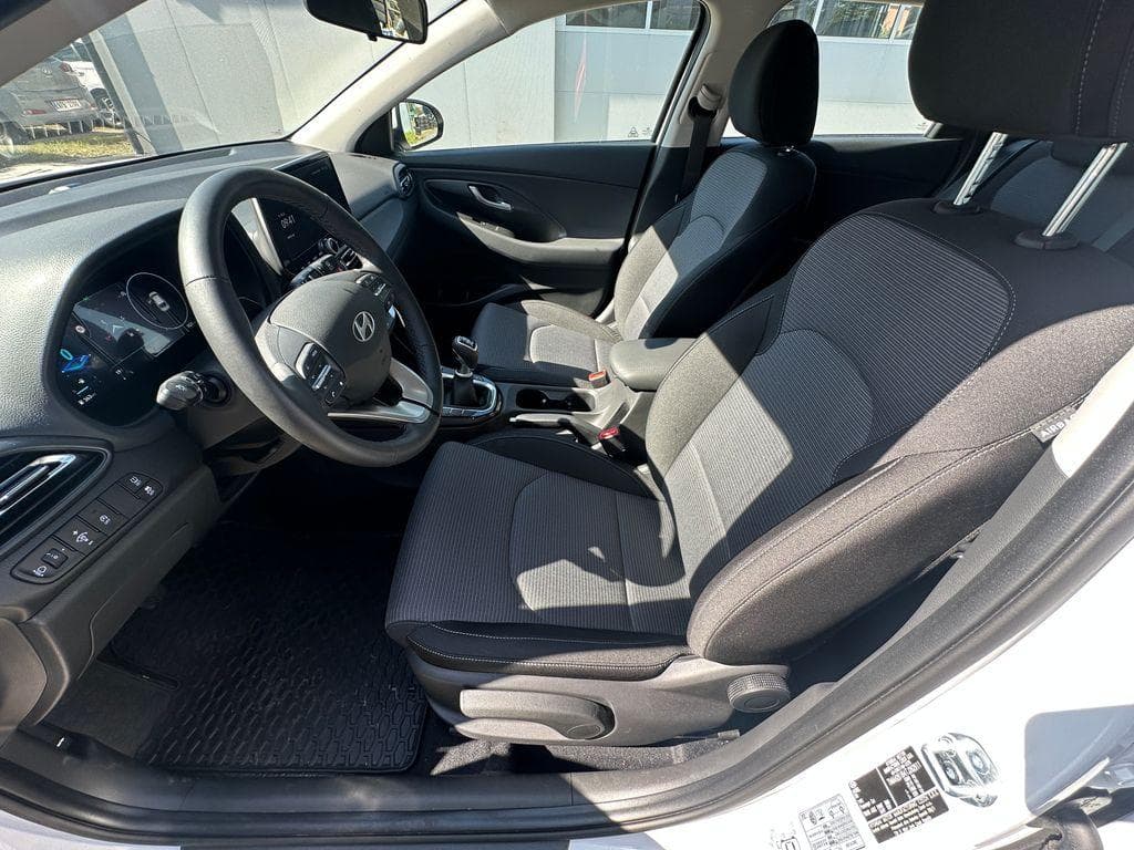 2026 Hyundai i30 - 13