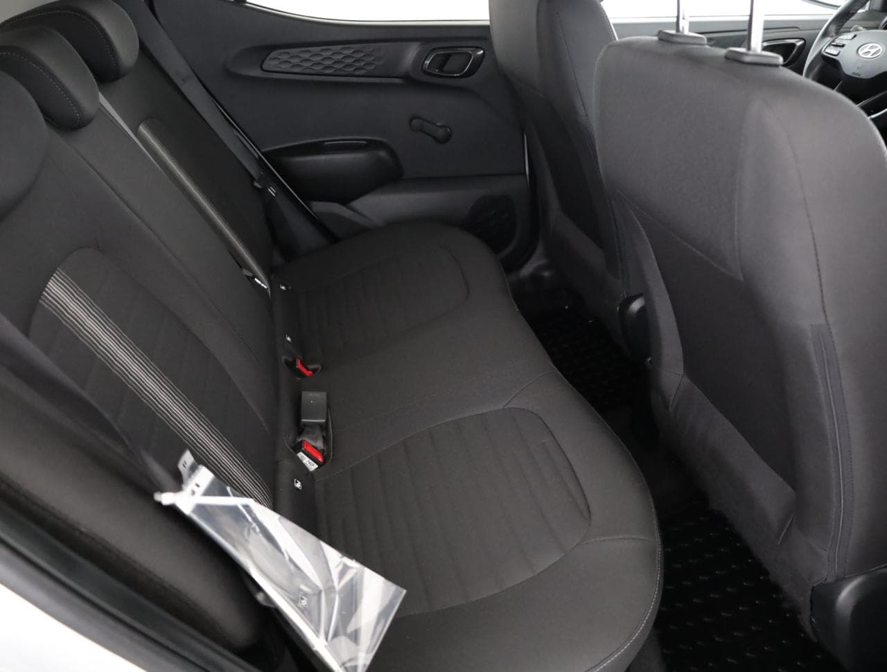 2023 Hyundai i10 - 21