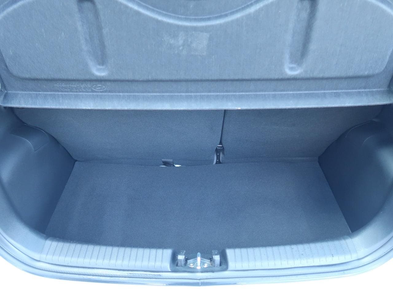 2021 Hyundai i10 - 35
