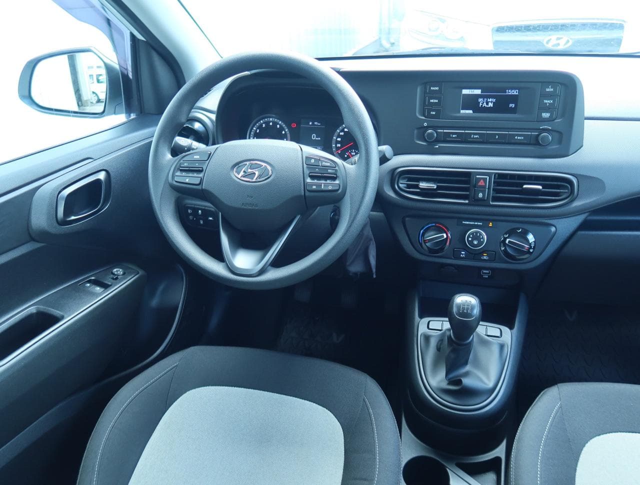 2021 Hyundai i10 - 16