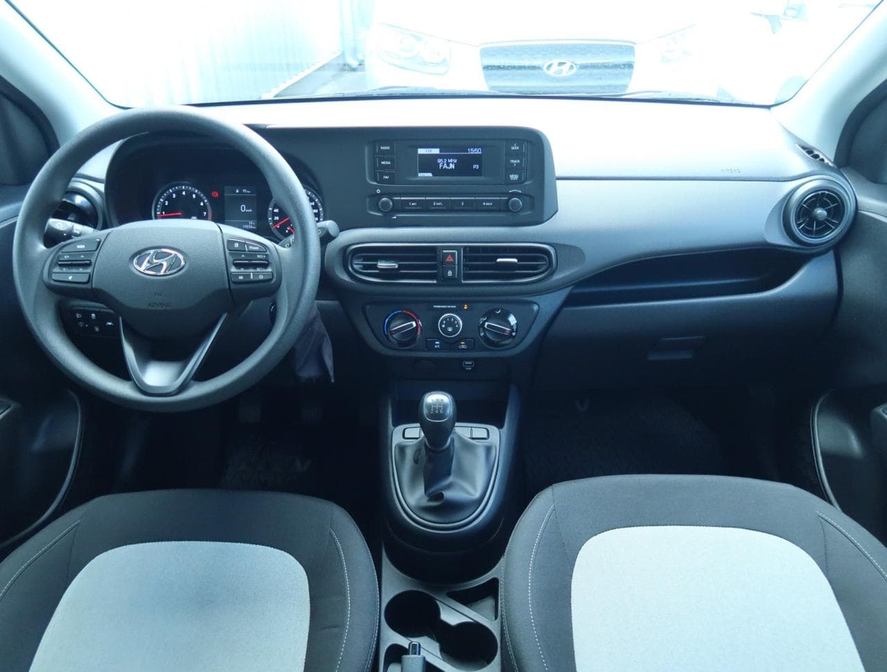 2021 Hyundai i10 - 17