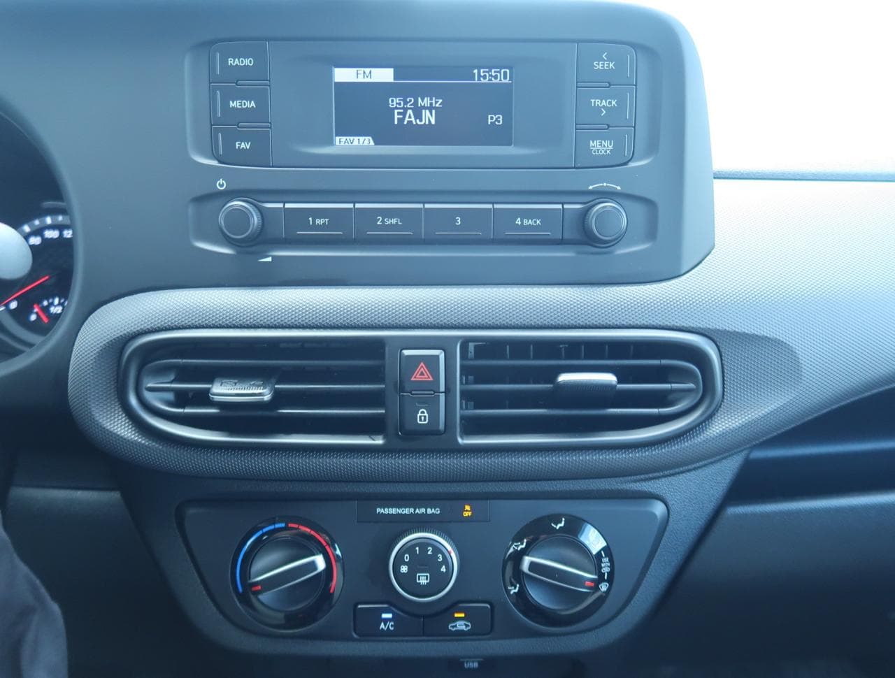 2021 Hyundai i10 - 33