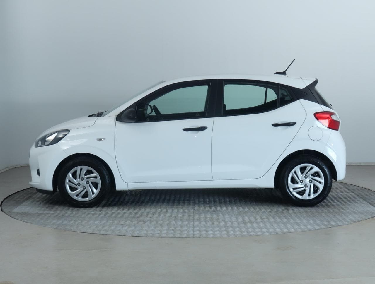 2021 Hyundai i10 - 7