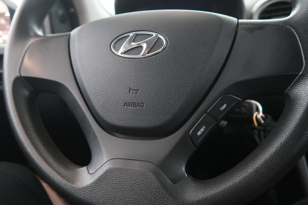 2017 Hyundai i10 - 35