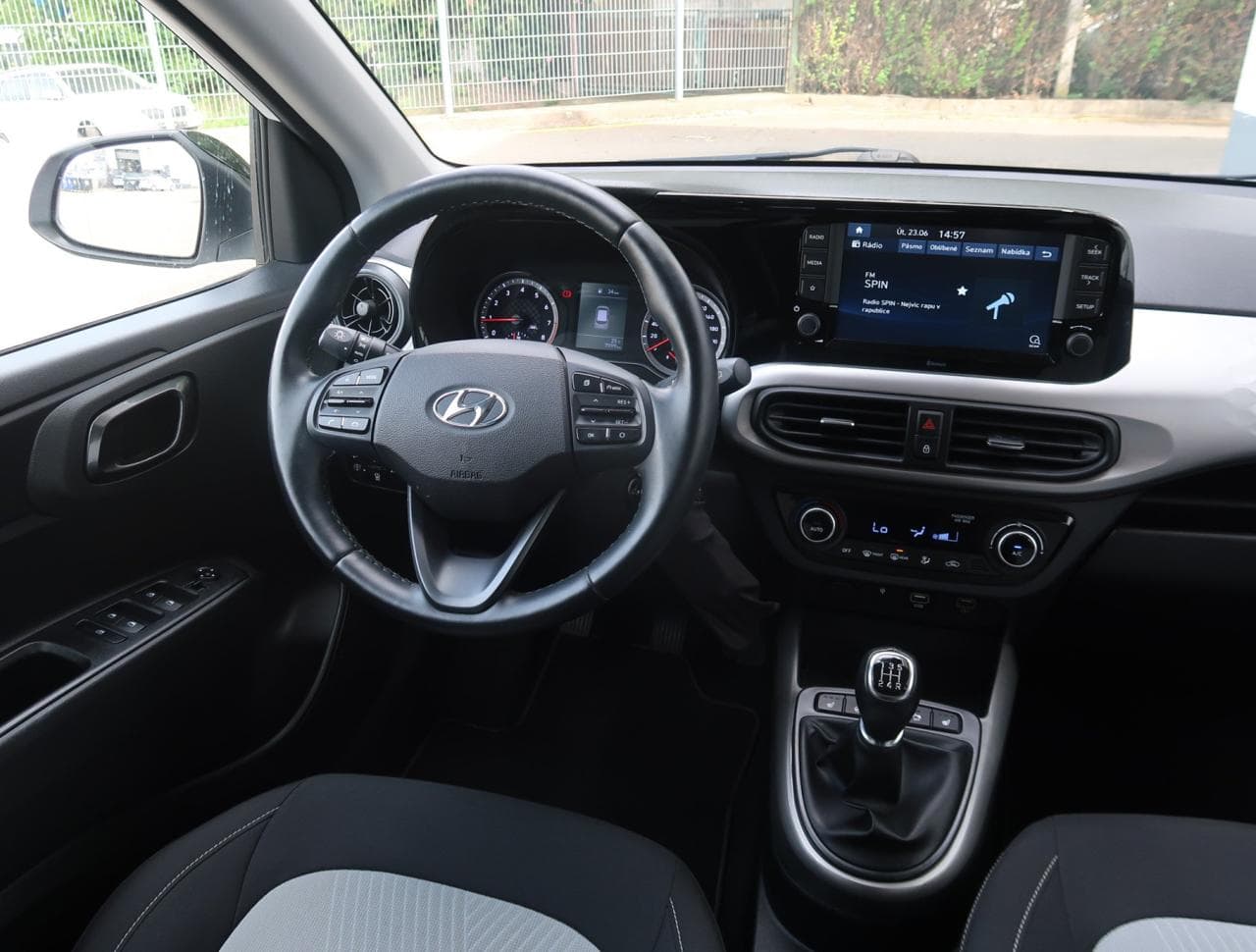 2021 Hyundai i10 - 16