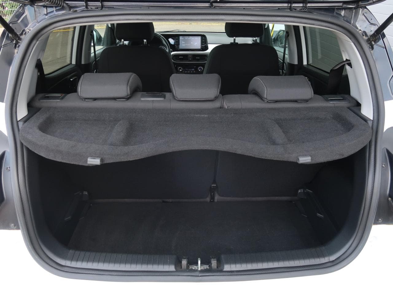 2021 Hyundai i10 - 35