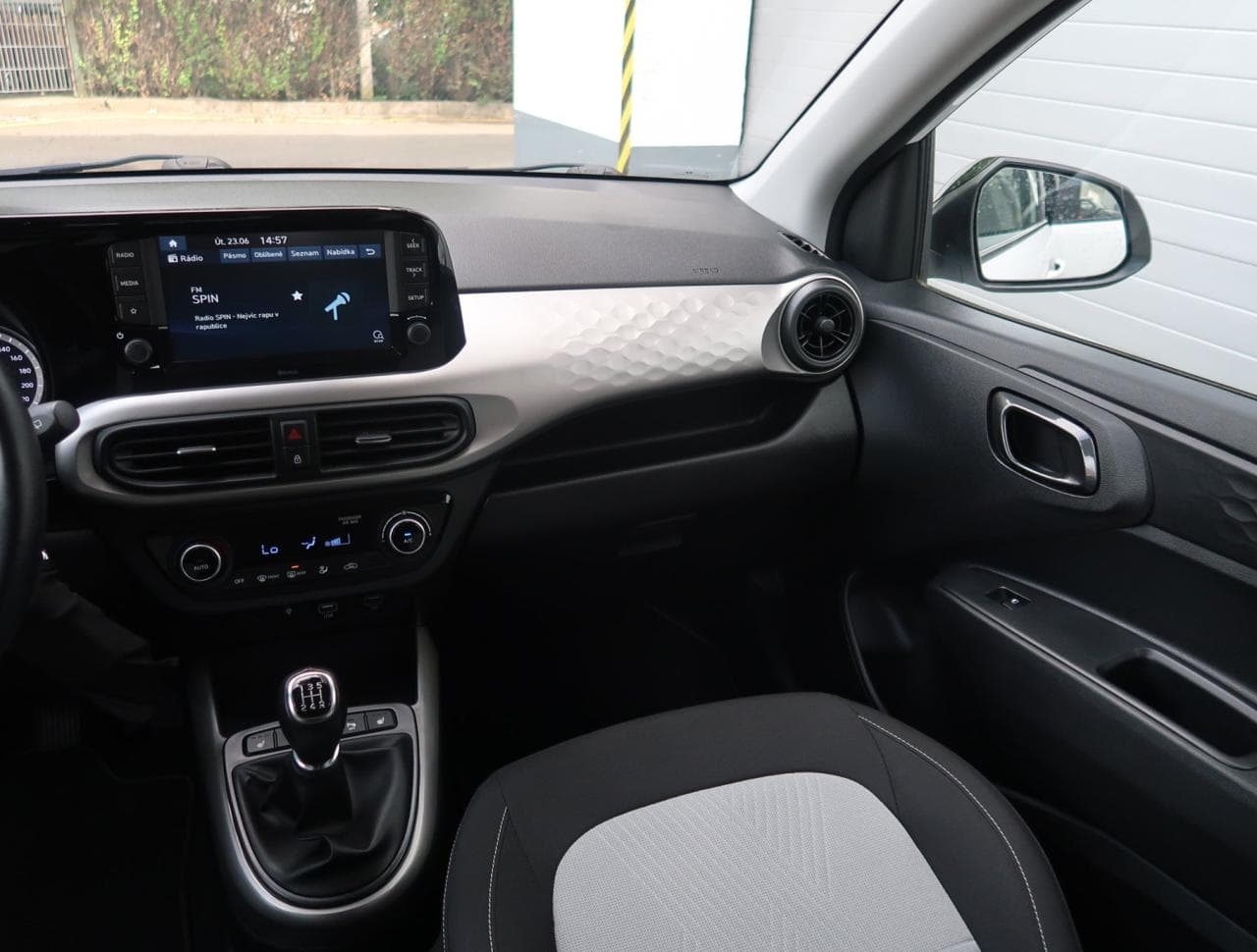 2021 Hyundai i10 - 20