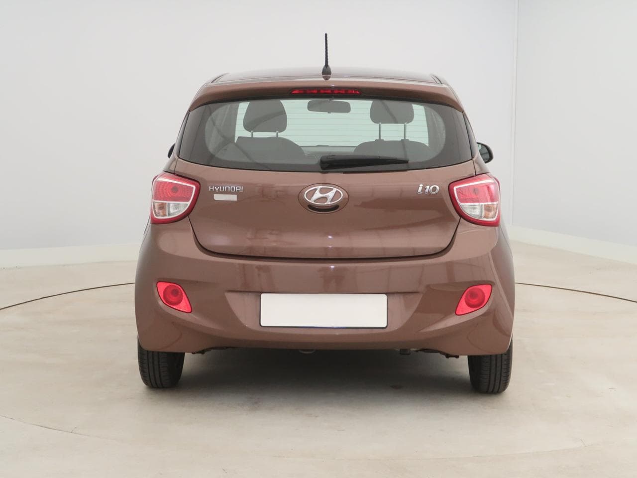 2016 Hyundai i10 - 10